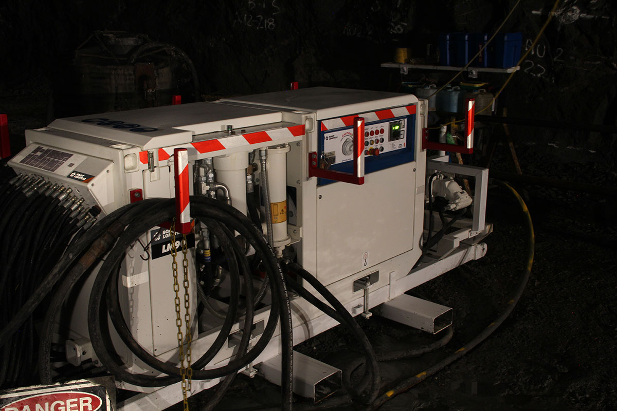 Сигареты lm 90-х. Лм сигареты 90-х. Сигареты lm красный. Сигареты лм красный 90х. А lm 90.